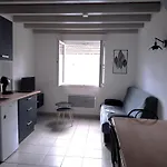 Les Chauvets דירה לנגונייה