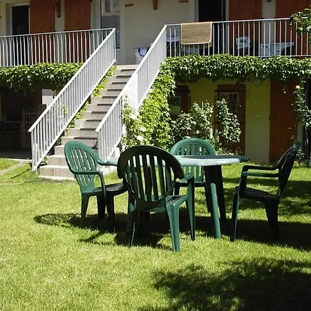 Les Chauvets 朗戈涅