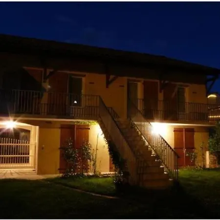 Les Chauvets Apartment