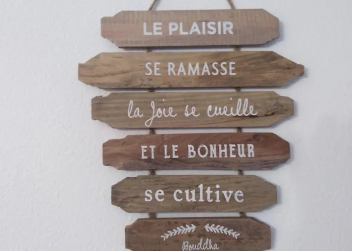 Les Chauvets Appartement *